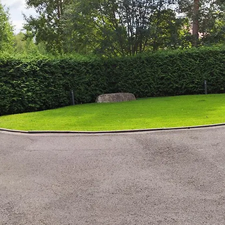 Anne House בית הארחה *